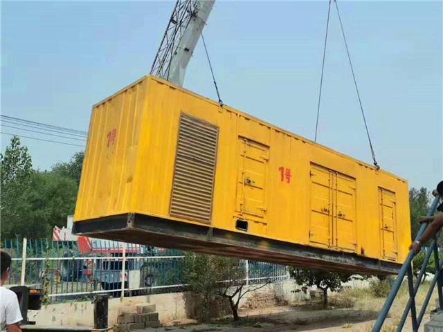 独山子300KW柴油发电机组油耗是多少？