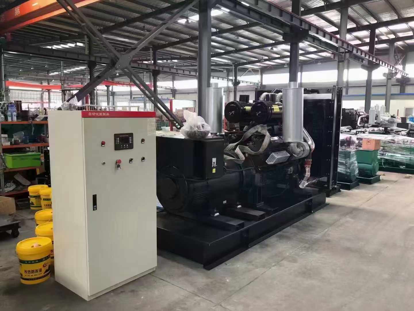 独山子柴油发电机运行时的噪音和振动水平如何？